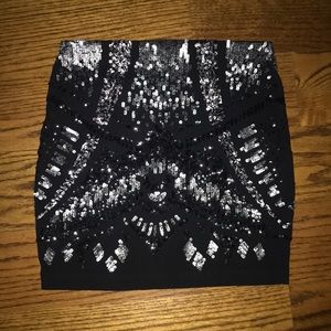 Express black sequined pull-on skirt Sz small